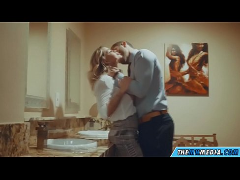 ❤️ როცა მკერდი ქერა აცდუნებს საჯარო საპირფარეშოში ❤️ ხარისხიანი პორნო ჩვენთან ka.robosexshop.ru ️❤